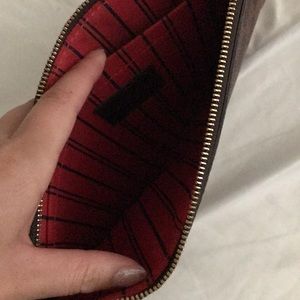 Louis Vuitton Bags - Louis Vuitton clutch Louis Vuitton Bags - Louis Vuitton clutch